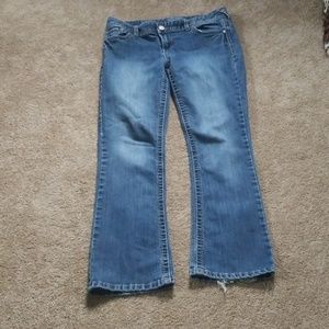Maurices jeans